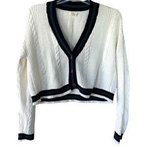 Adorable Cable Knit Cardigan size XS oversized and cropped.
